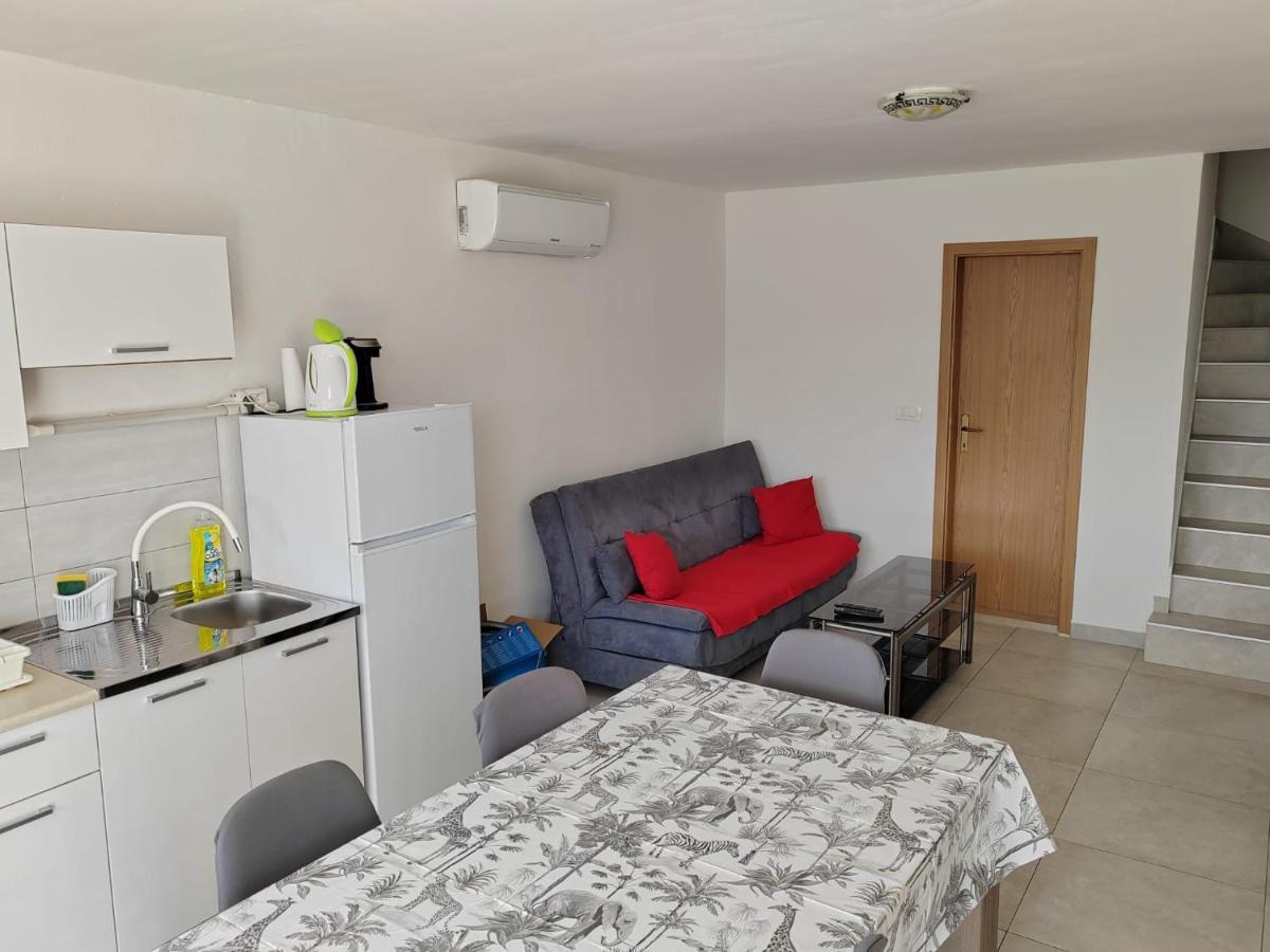 Апартаменти Apartman Senka Rogotin Екстер'єр фото