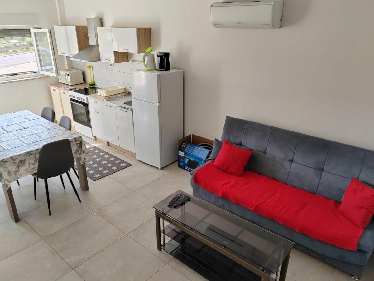 Апартаменти Apartman Senka Rogotin Екстер'єр фото